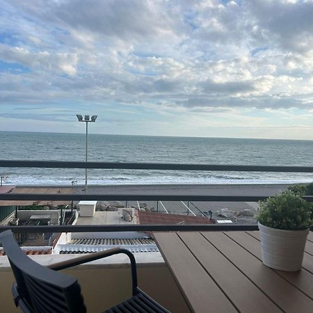Maravilloso Apartamento En Primera Linea De Playa Con Vistas Al Mar En Caleta De Velez 2 D Ngoại thất bức ảnh