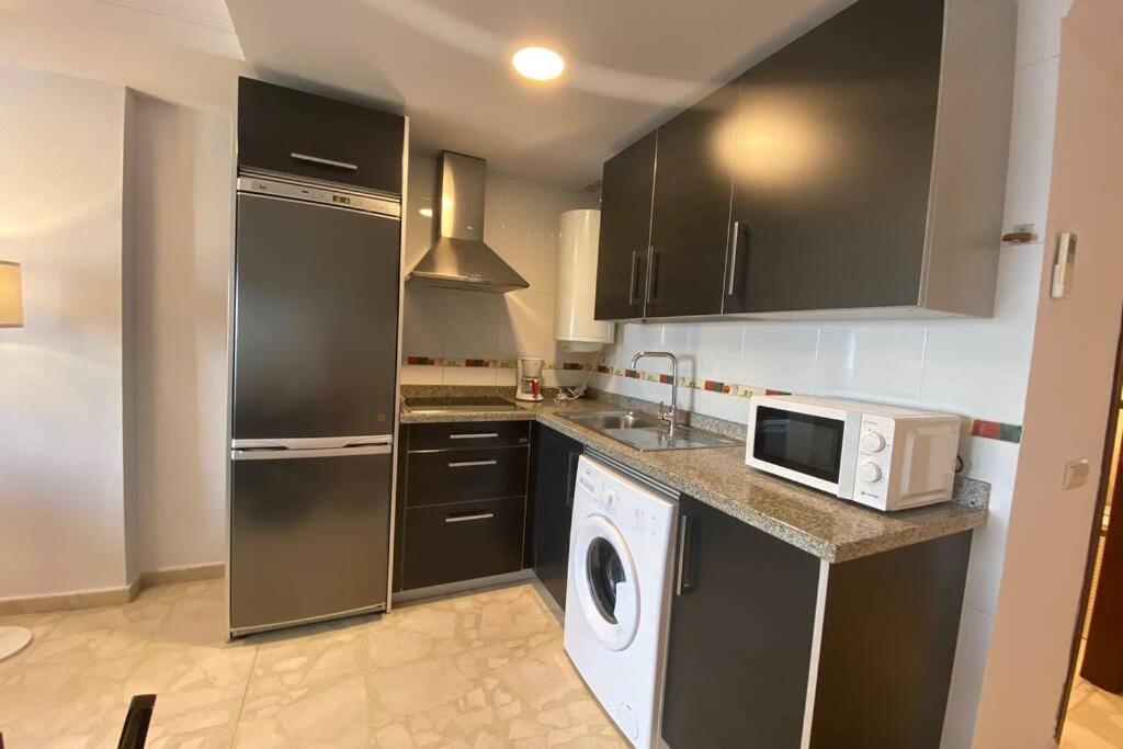 Maravilloso Apartamento En Primera Linea De Playa Con Vistas Al Mar En Caleta De Velez 2 D Ngoại thất bức ảnh