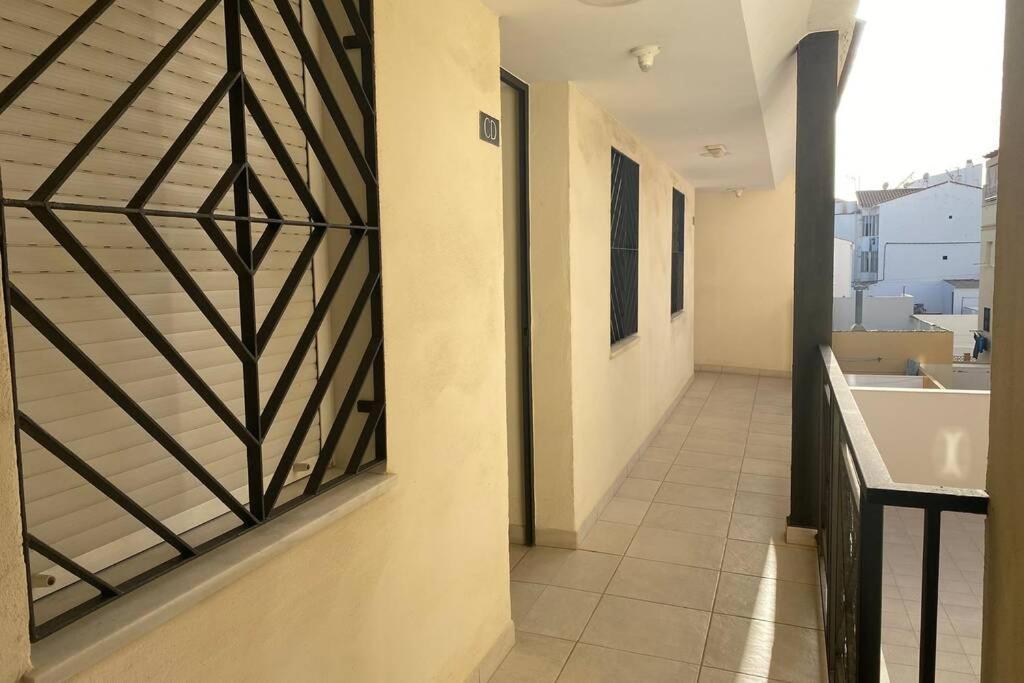 Maravilloso Apartamento En Primera Linea De Playa Con Vistas Al Mar En Caleta De Velez 2 D Ngoại thất bức ảnh