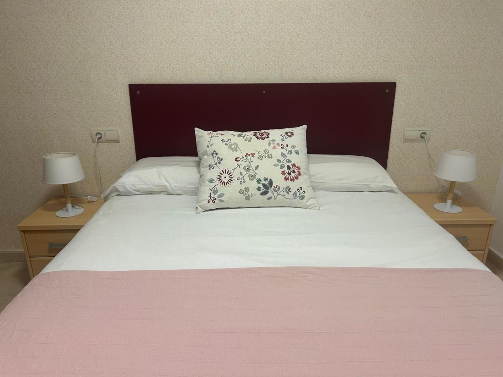 Maravilloso Apartamento En Primera Linea De Playa Con Vistas Al Mar En Caleta De Velez 2 D Ngoại thất bức ảnh