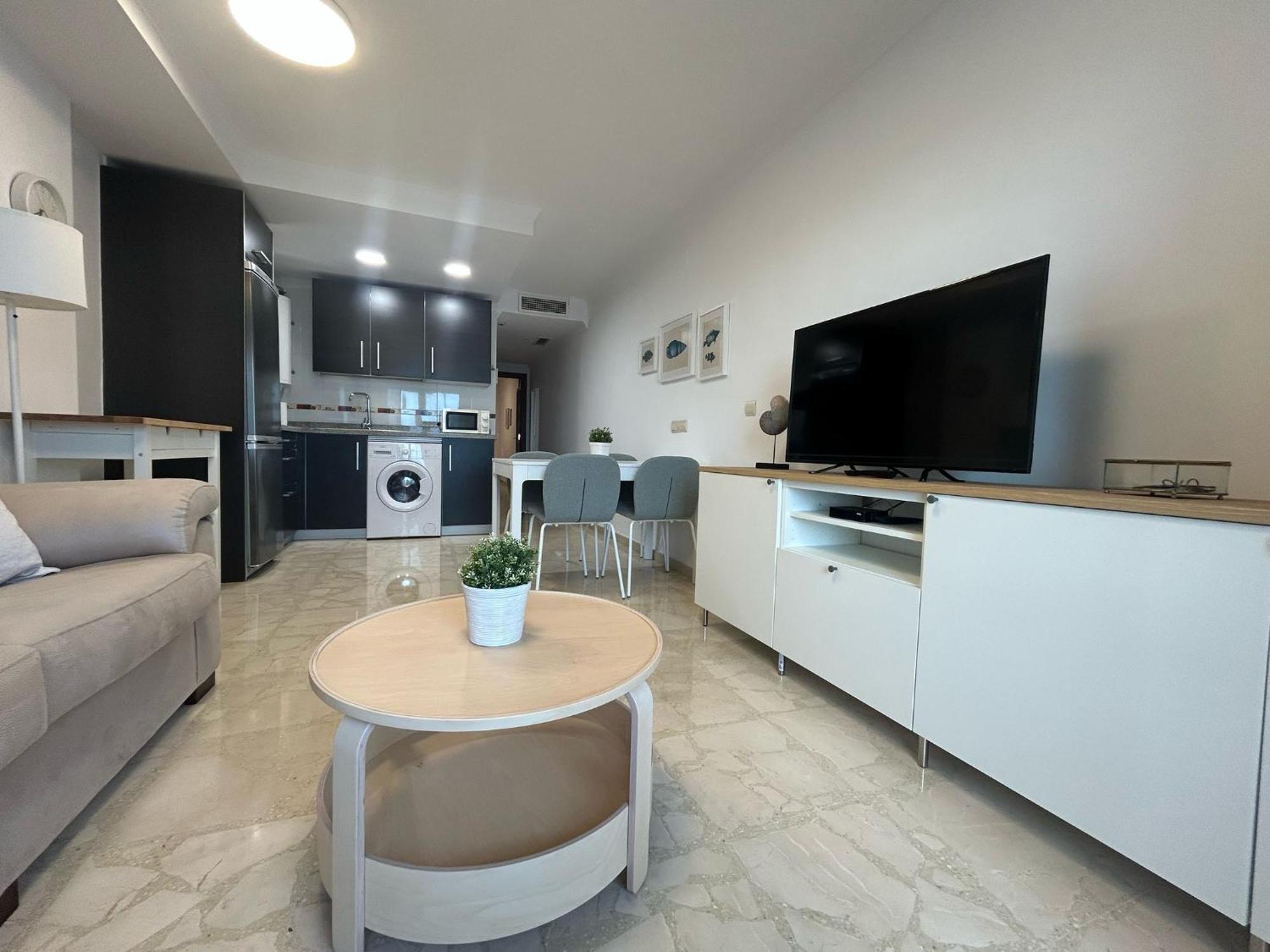 Maravilloso Apartamento En Primera Linea De Playa Con Vistas Al Mar En Caleta De Velez 2 D Ngoại thất bức ảnh