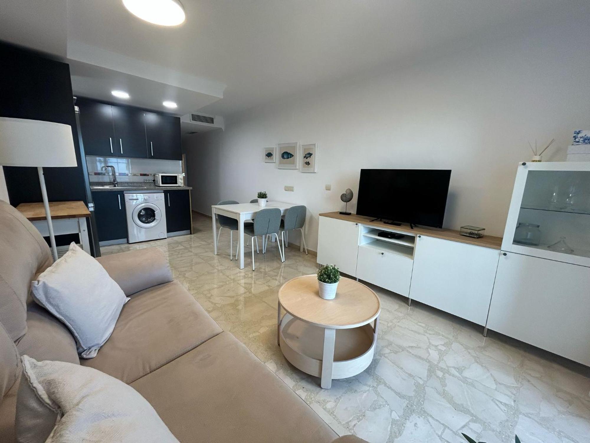 Maravilloso Apartamento En Primera Linea De Playa Con Vistas Al Mar En Caleta De Velez 2 D Ngoại thất bức ảnh